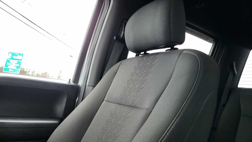 2019 Ford F-150 XLT Sport in Matane, Quebec - 15 - w1024h768px