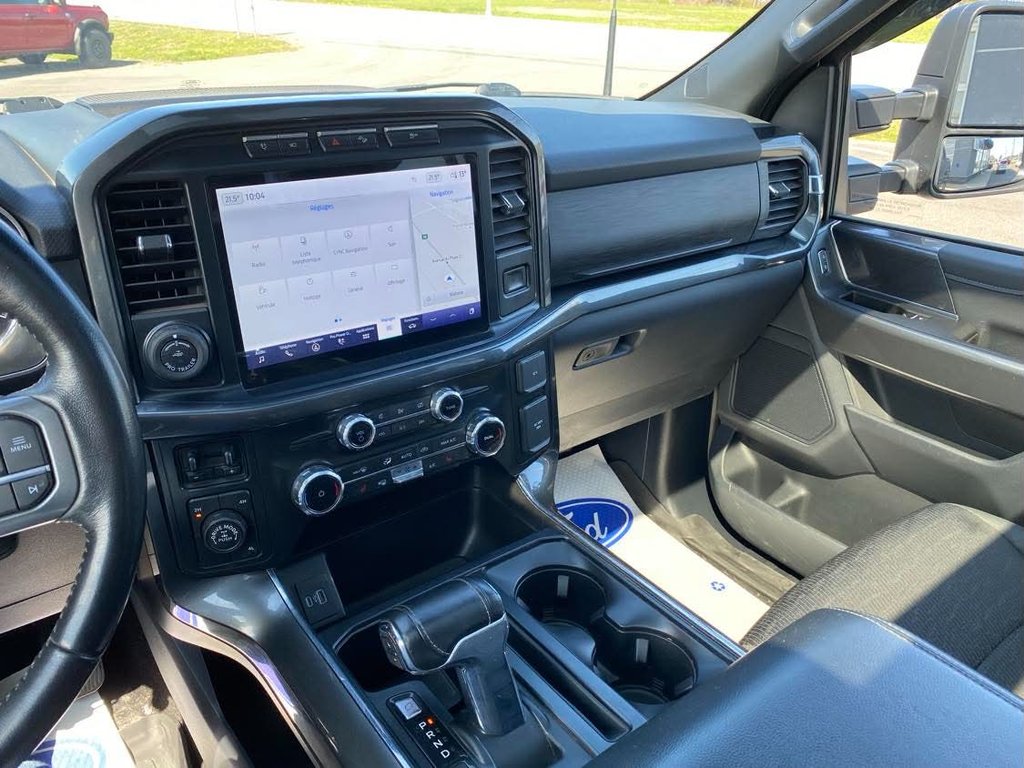 2022 Ford F-150 XLT SPORT 302A HYBRIDE in Matane, Quebec - 12 - w1024h768px