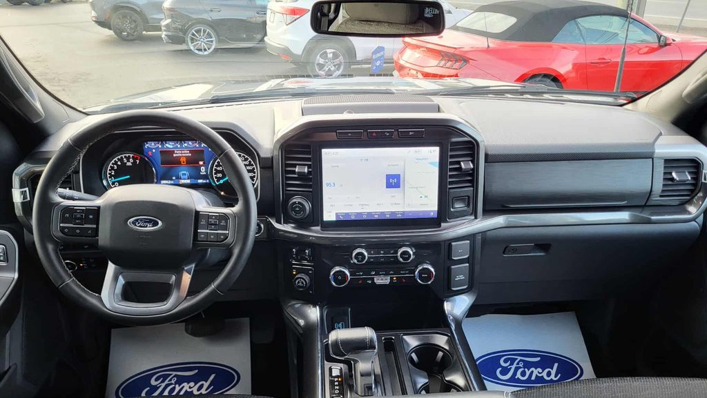Ford F-150 XLT  SPORT 302A 2023 à Matane, Québec - 9 - w1024h768px