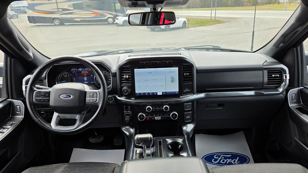 Ford F-150 XLT  SPORT 302A 2023 à Matane, Québec - 14 - w1024h768px