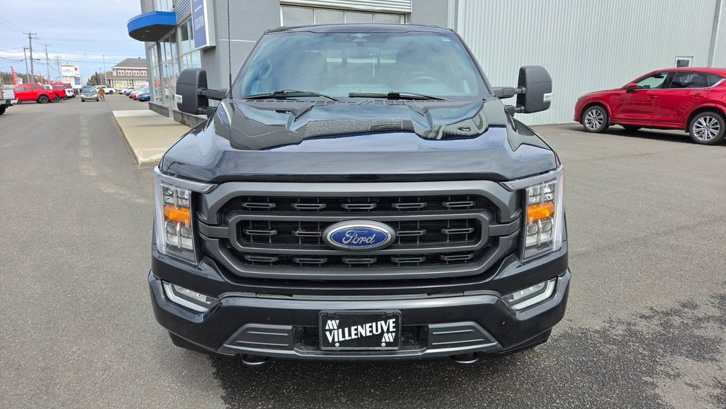 Ford F-150 XLT  SPORT 302A 2023 à Matane, Québec - 2 - w1024h768px