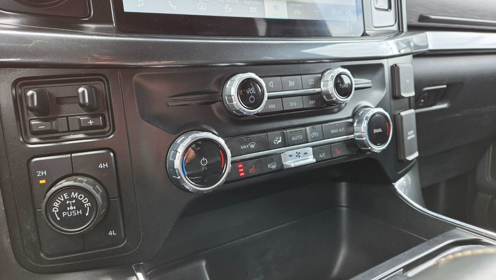 Ford F-150 XLT  SPORT 302A 2023 à Matane, Québec - 15 - w1024h768px