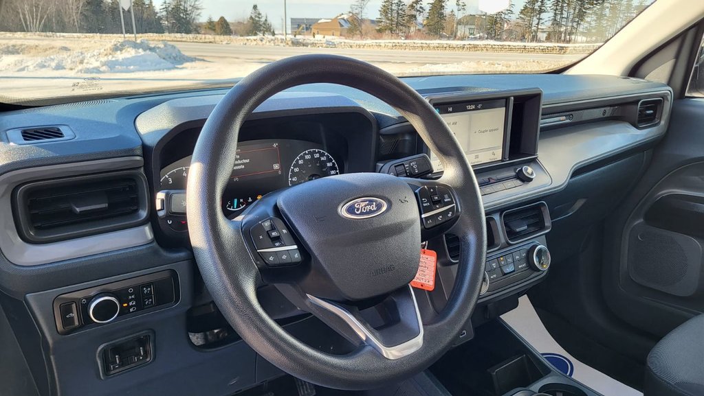 Ford Maverick XL  AWD   ENSEMBLE REMORQUAGE 4K 2024 à Matane, Québec - 24 - w1024h768px