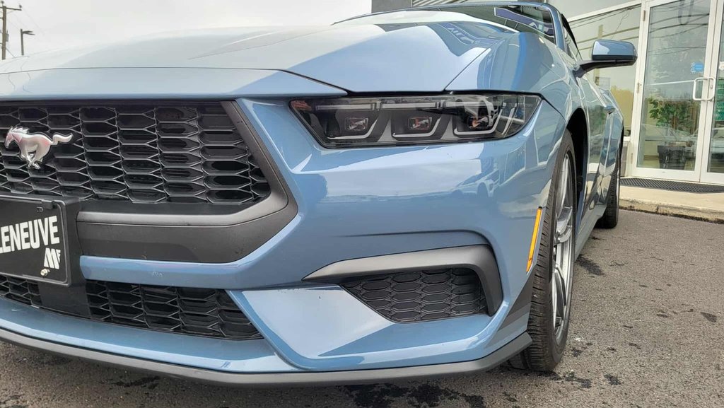 Ford Mustang EcoBoost Premium 2025 à Matane, Québec - 2 - w1024h768px