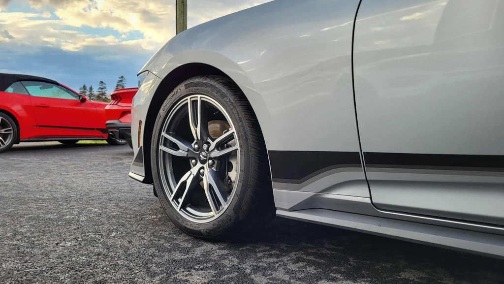 2025 Ford Mustang EcoBoost Premium in Matane, Quebec - 21 - w1024h768px