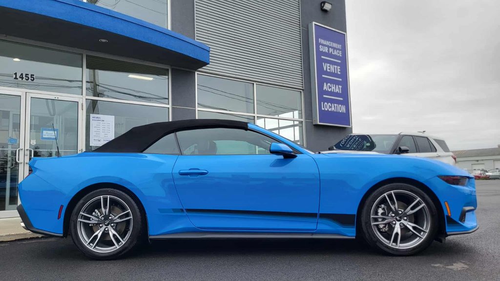 2025 Ford Mustang EcoBoost Premium in Matane, Quebec - 12 - w1024h768px