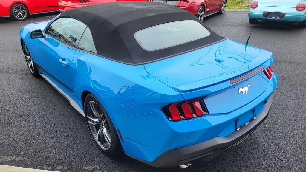 2025 Ford Mustang EcoBoost Premium in Matane, Quebec - 9 - w1024h768px