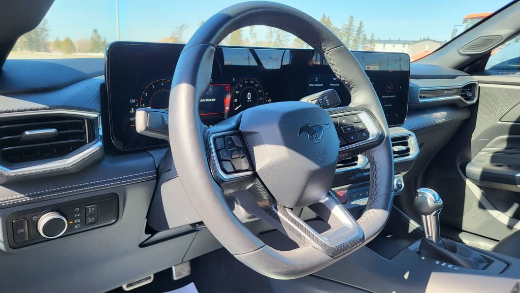 2025 Ford Mustang CONVERTIBLE in Matane, Quebec - 19 - w1024h768px