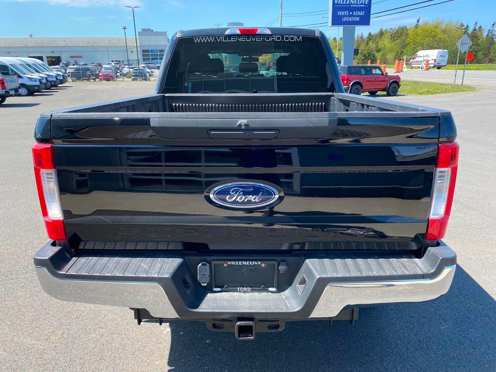 Ford Super Duty F-250 SRW XLT  BOITE de 6 pieds 2017 à Matane, Québec - 7 - w1024h768px