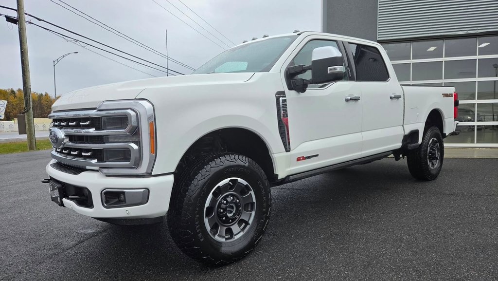 2023 Ford Super Duty F-250 SRW PLATINUM Ensemble TREMOR HORS ROUTE in Matane, Quebec - 2 - w1024h768px