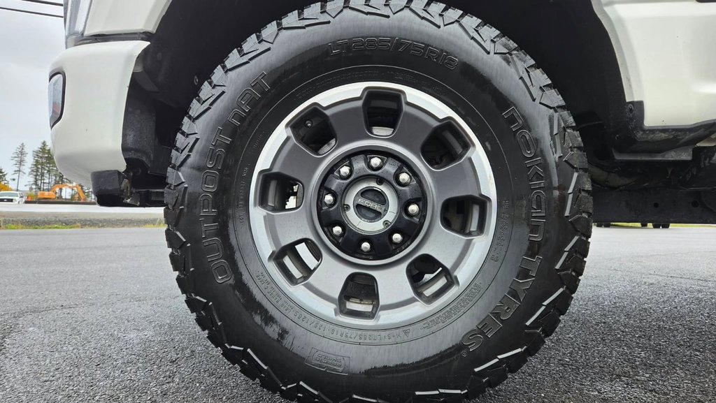 2023 Ford Super Duty F-250 SRW PLATINUM Ensemble TREMOR HORS ROUTE in Matane, Quebec - 16 - w1024h768px