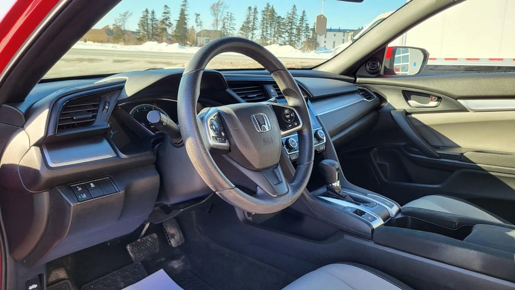 Honda Civic Coupe LX 2018 à Matane, Québec - 16 - w1024h768px