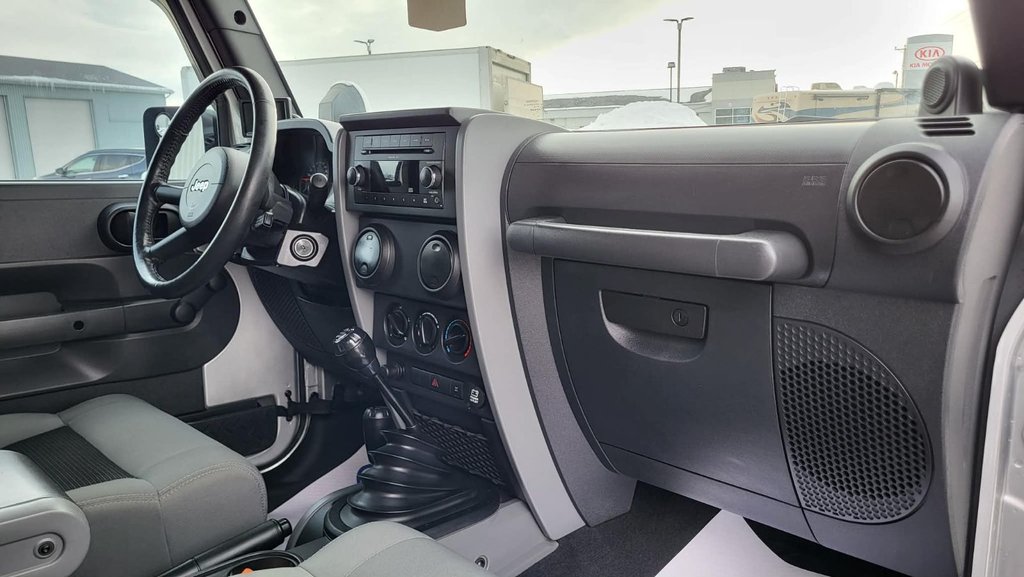 Jeep Wrangler X  4X4  MANUEL  2 portes 2009 à Matane, Québec - 23 - w1024h768px