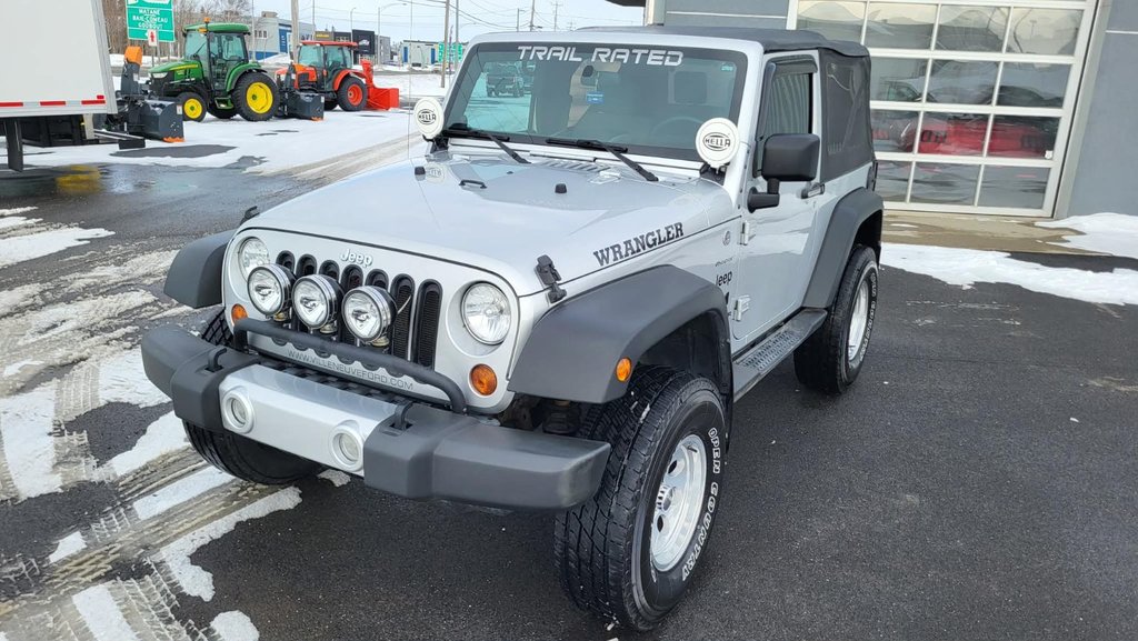 Jeep Wrangler X  4X4  MANUEL  2 portes 2009 à Matane, Québec - 11 - w1024h768px