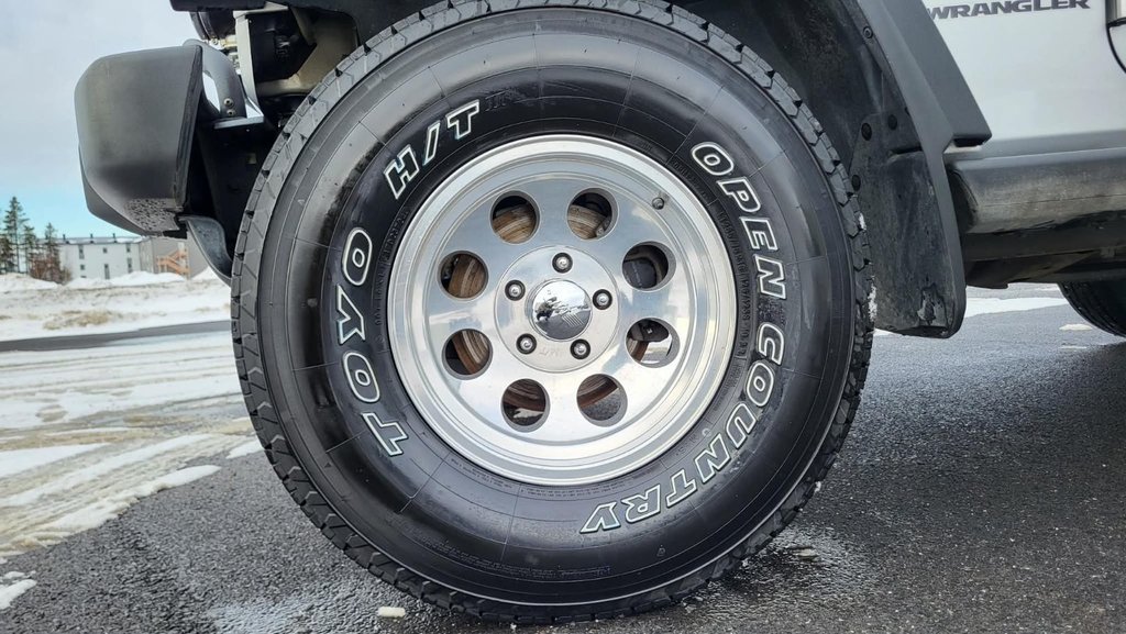 Jeep Wrangler X  4X4  MANUEL  2 portes 2009 à Matane, Québec - 12 - w1024h768px