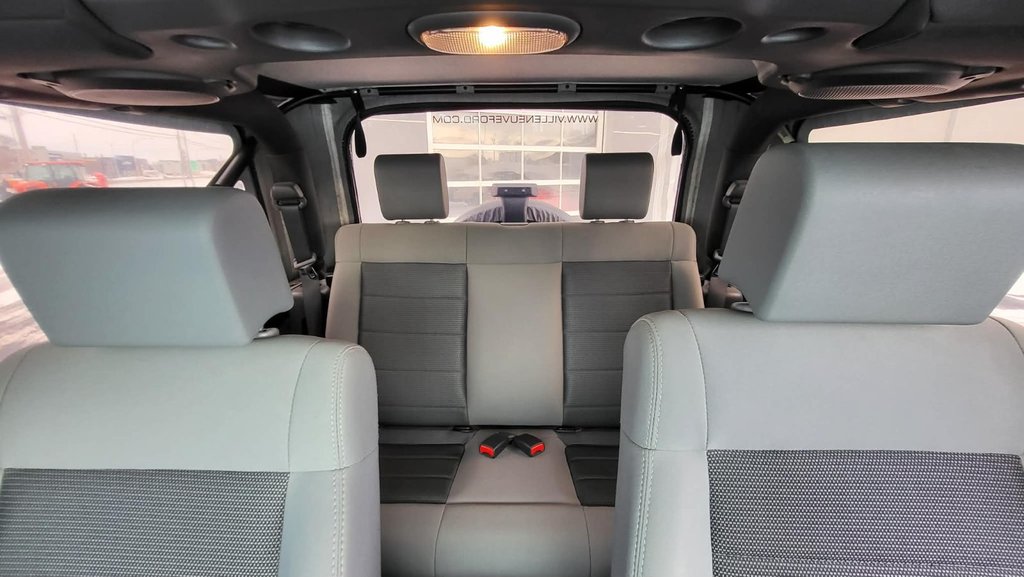 Jeep Wrangler X  4X4  MANUEL  2 portes 2009 à Matane, Québec - 21 - w1024h768px