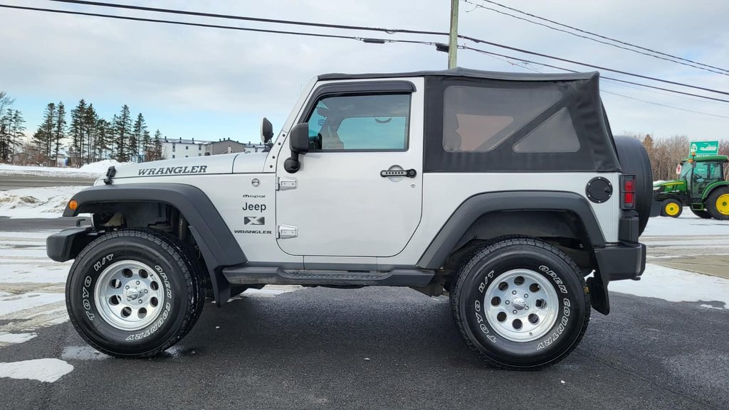 Jeep Wrangler X  4X4  MANUEL  2 portes 2009 à Matane, Québec - 10 - w1024h768px