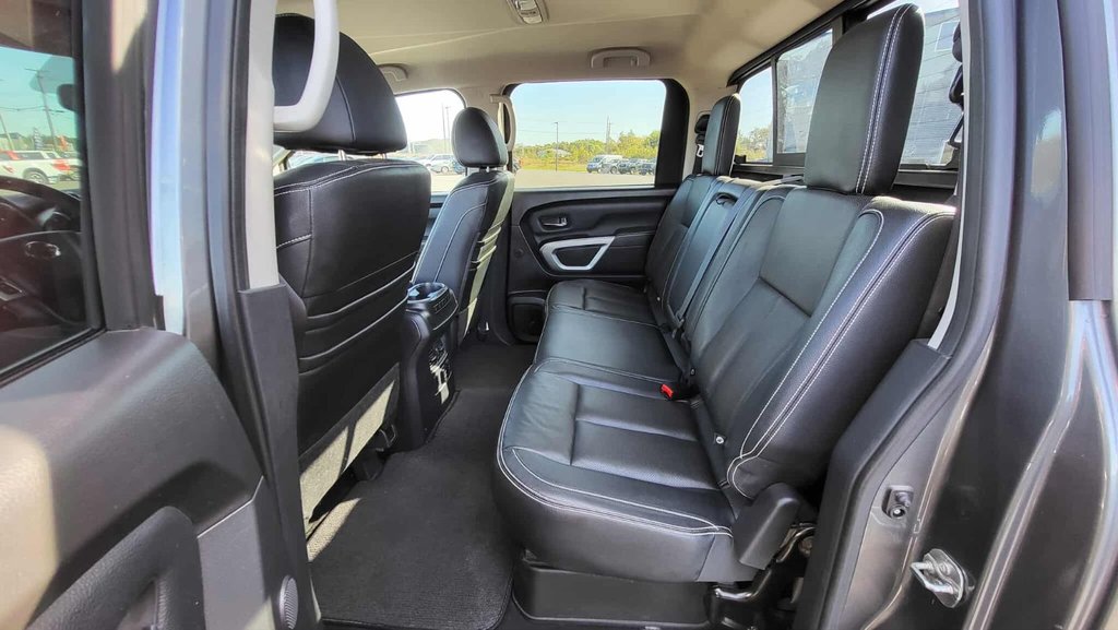 Nissan Titan PRO-AX 2018 à Matane, Québec - 9 - w1024h768px