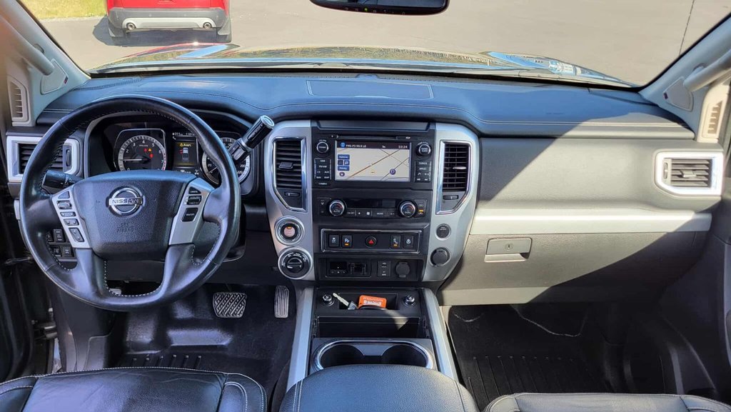 Nissan Titan PRO-AX 2018 à Matane, Québec - 10 - w1024h768px