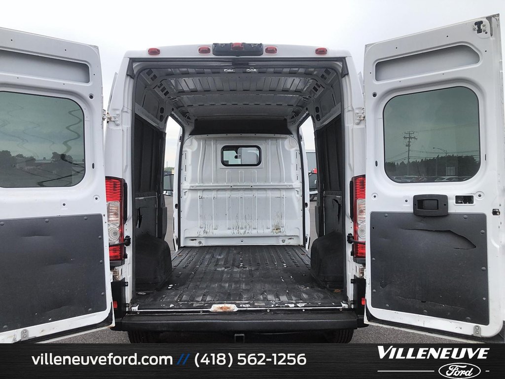 Ram ProMaster Cargo Van 2500 TOIT HAUT 136 pouces empattement 2019 à Matane, Québec - 8 - w1024h768px