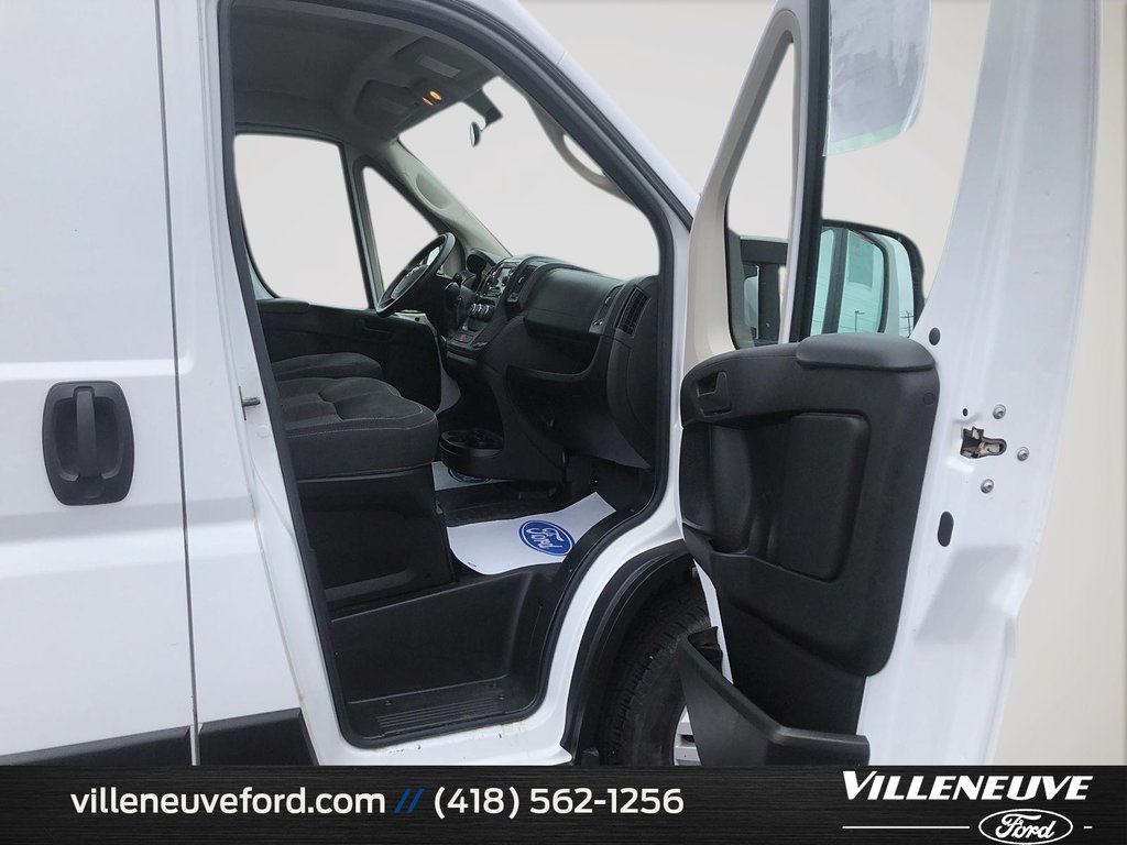 Ram ProMaster Cargo Van 2500 TOIT HAUT 136 pouces empattement 2019 à Matane, Québec - 6 - w1024h768px