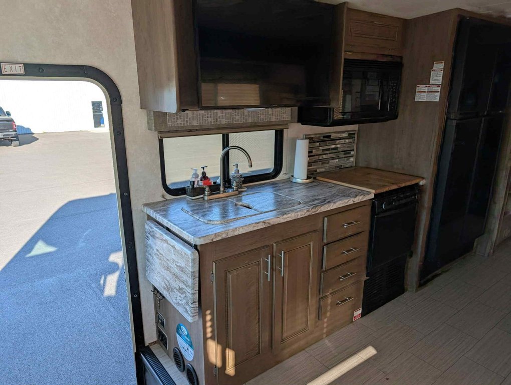 2019 Forest River FR3 in Matane, Quebec - 10 - w1024h768px
