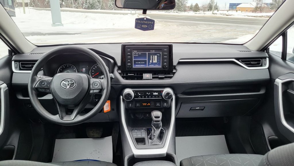 2022 Toyota RAV4 LE in Matane, Quebec - 13 - w1024h768px