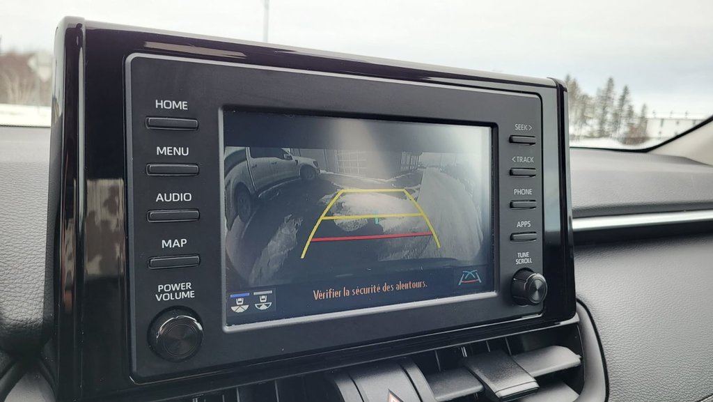 2022 Toyota RAV4 LE in Matane, Quebec - 16 - w1024h768px