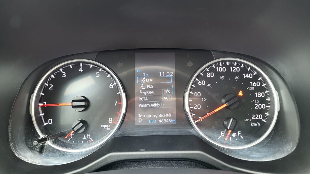 2022 Toyota RAV4 LE in Matane, Quebec - 18 - w1024h768px
