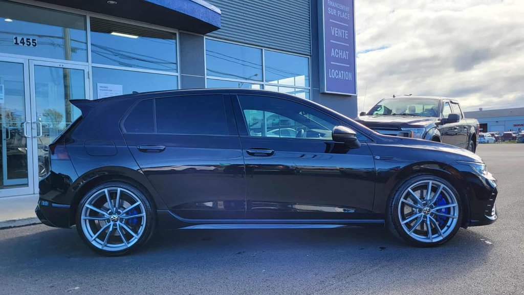 2024 Volkswagen Golf R BASE Carbon Pack in Matane, Quebec - 5 - w1024h768px