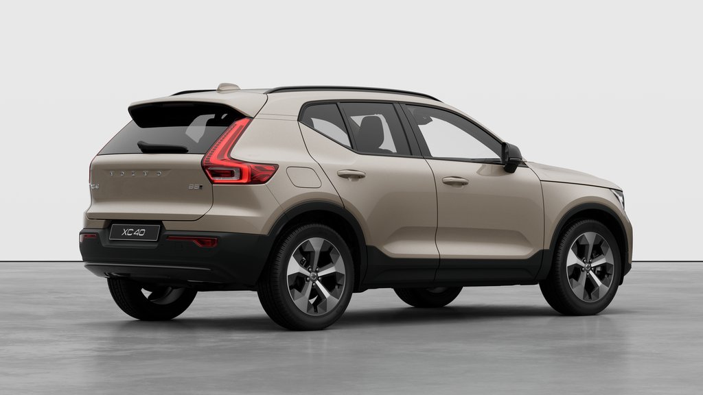 Volvo XC40 Plus Dark Theme 2026-3