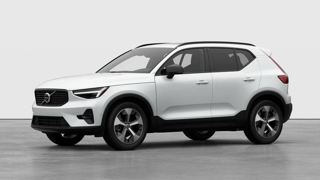 2026 Volvo XC40 Plus Dark Theme-0