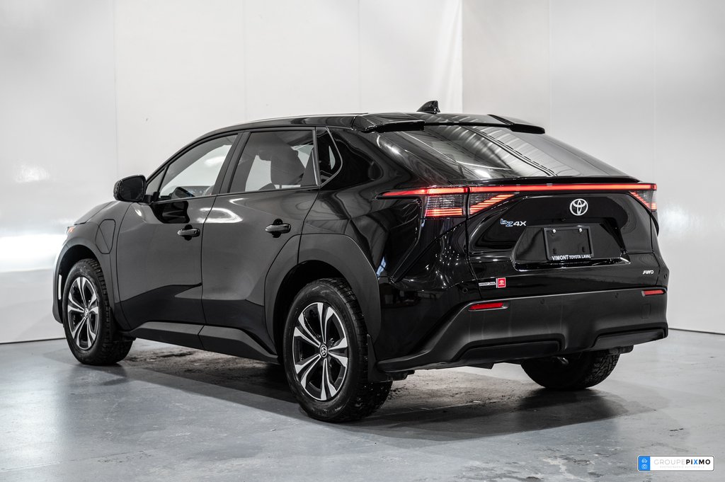Toyota bZ4X XLE / AWD / APPLE CARPLAY / TOIT PANORAMIQUE+++ 2023-7