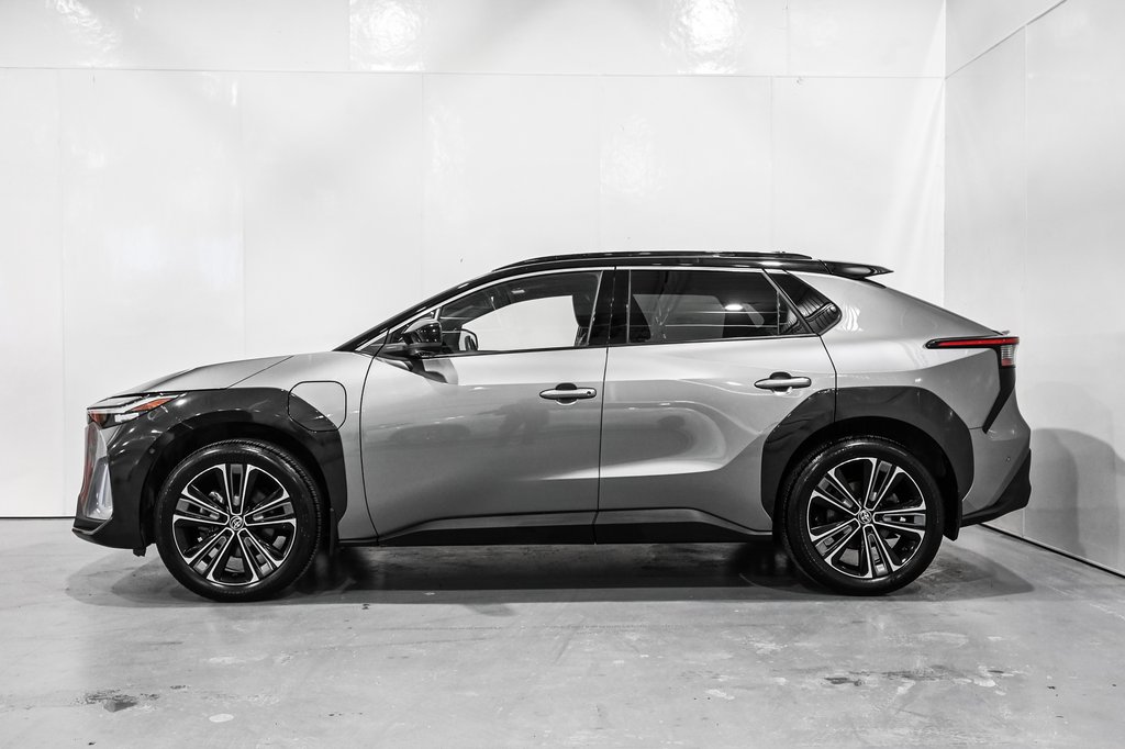 Toyota bZ4X XLE / AWD / CUIR / APPLE CARPLAY / TOIT PANO+++ 2023-3