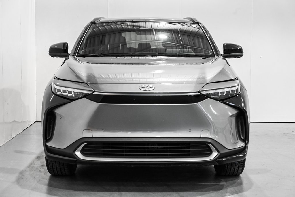 Toyota bZ4X XLE / AWD / CUIR / APPLE CARPLAY / TOIT PANO+++ 2023-1