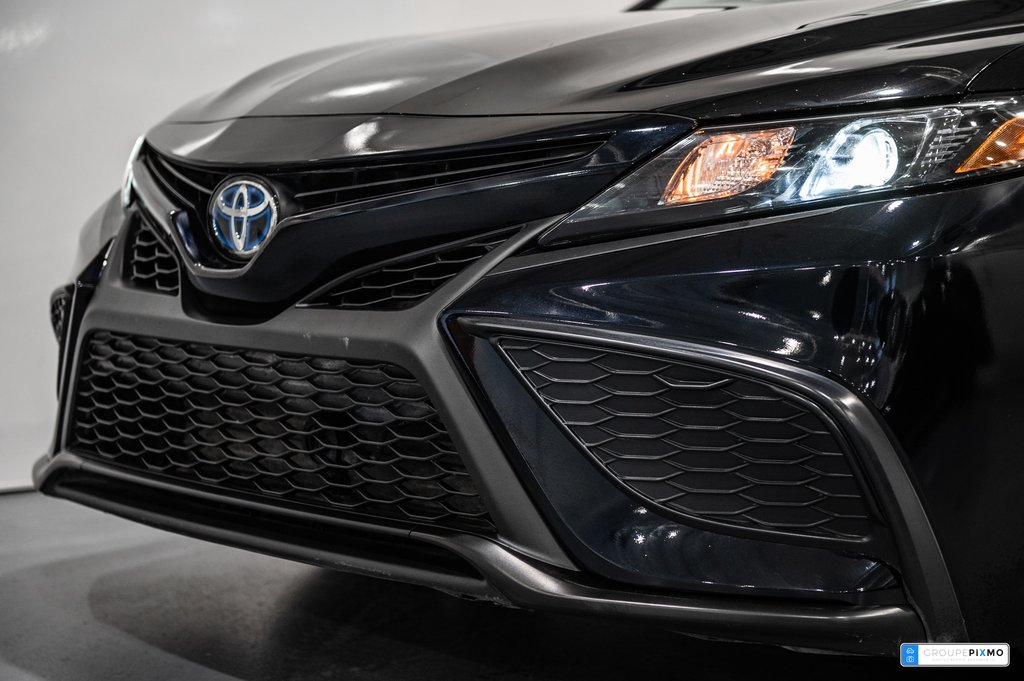 Toyota Camry Hybrid SE / HYBRIDE / CUIR / APPLE CARPLAY / TOIT OUVRANT 2023-3