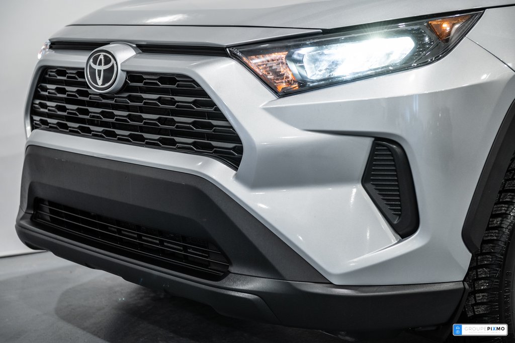 Toyota RAV4 LE / FWD / SIÈGES CHAUFFANTS / CAMÉRA DE RECUL+++ 2022-3