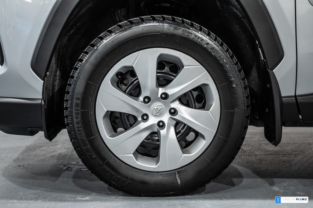 Toyota RAV4 LE / FWD / SIÈGES CHAUFFANTS / CAMÉRA DE RECUL+++ 2022-5
