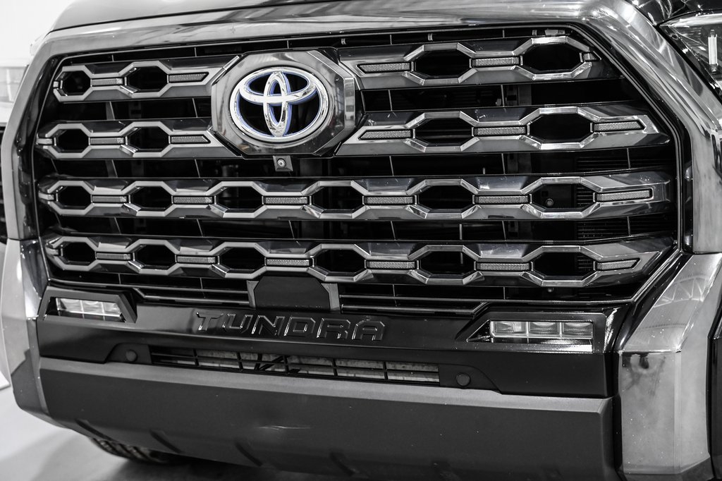 2022 Toyota Tundra Hybrid 2022 / Platinum / Hybrid / CREWMAX +++-3