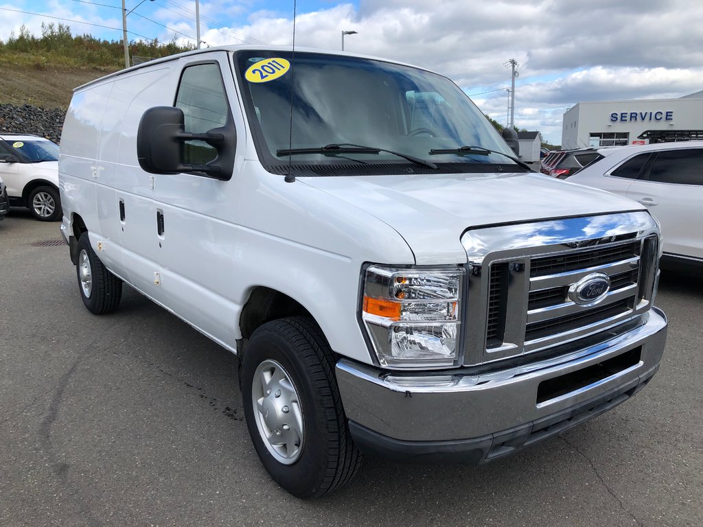 2011 ford econoline cargo van
