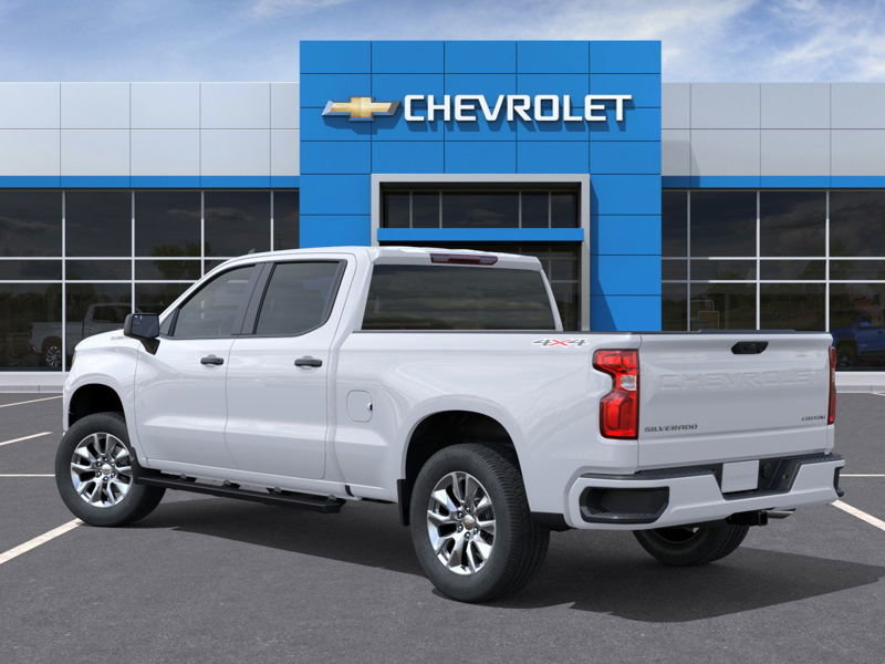 Chevrolet Silverado 1500  2025 à Delson, Québec - 3 - w1024h768px