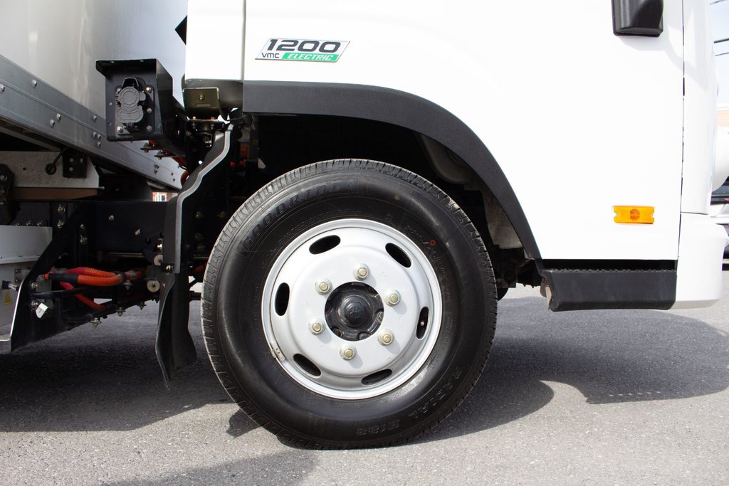 2023 Vicinity Motor Corp VMC1200 Cube in Saint-Hyacinthe, Quebec - 7 - w1024h768px