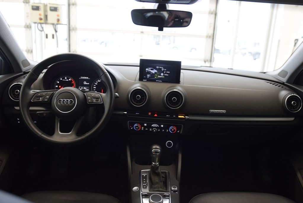2020 Audi A3 45+AWD+CUIR+TOIT+BAS KM+ in Laval, Quebec - 20 - w1024h768px