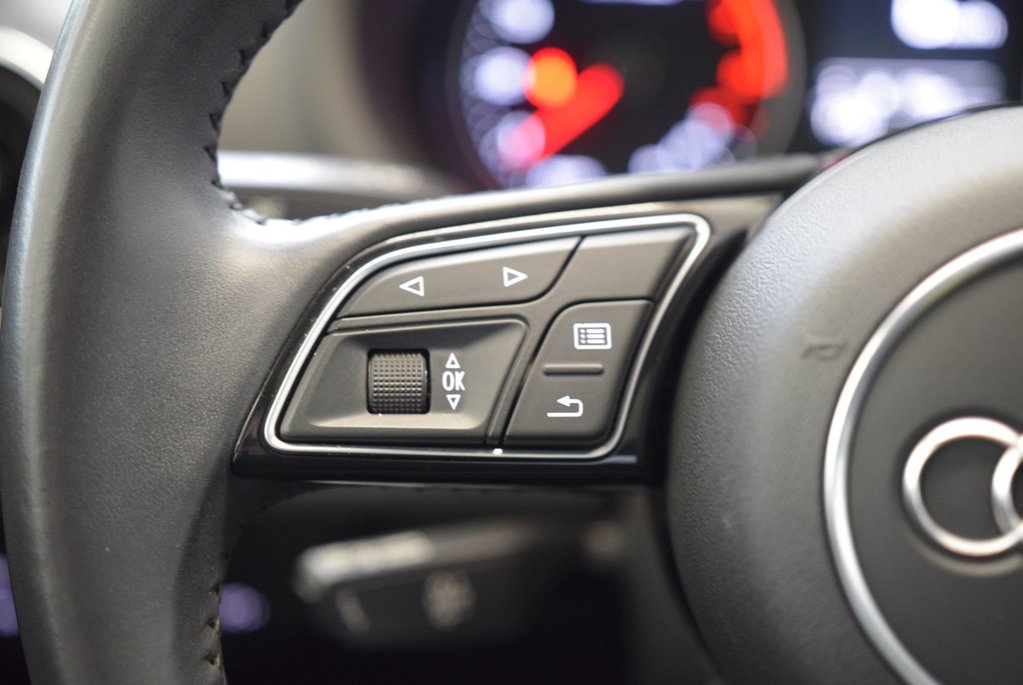 2020 Audi A3 45+AWD+CUIR+TOIT+BAS KM+ in Laval, Quebec - 22 - w1024h768px