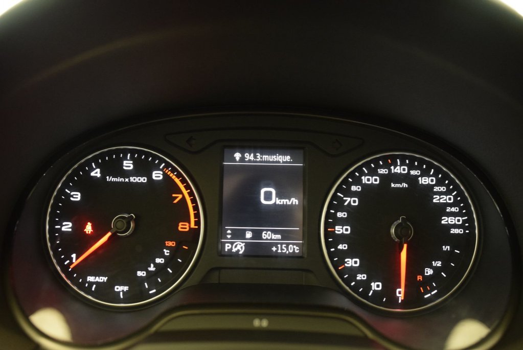 2020 Audi A3 45+AWD+CUIR+TOIT+BAS KM+ in Laval, Quebec - 24 - w1024h768px