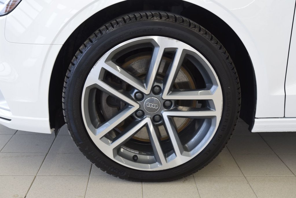 2020 Audi A3 45+AWD+CUIR+TOIT+BAS KM+ in Laval, Quebec - 5 - w1024h768px