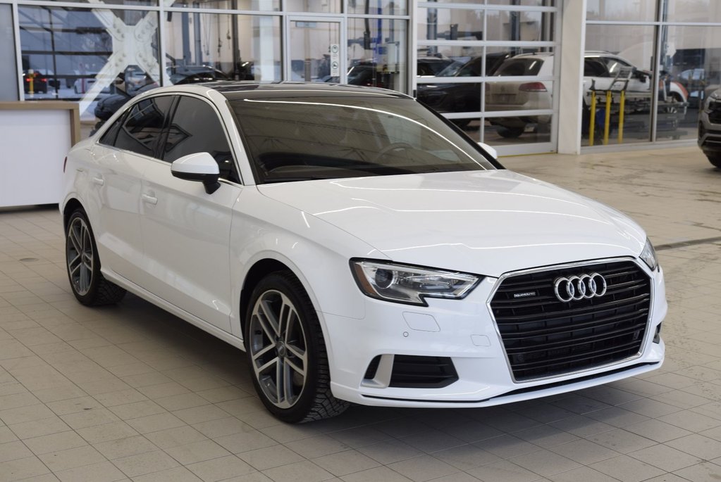 2020 Audi A3 45+AWD+CUIR+TOIT+BAS KM+ in Laval, Quebec - 12 - w1024h768px