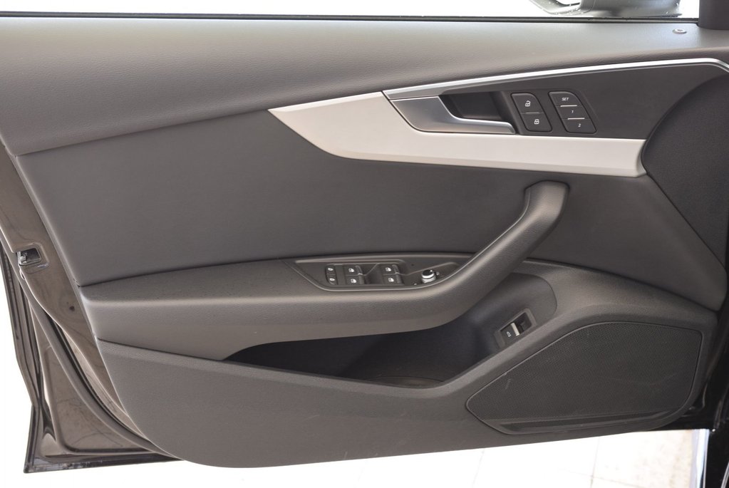 2023 Audi A4 CUIR+TOIT+AWD+CAMERA+ in Laval, Quebec - 16 - w1024h768px