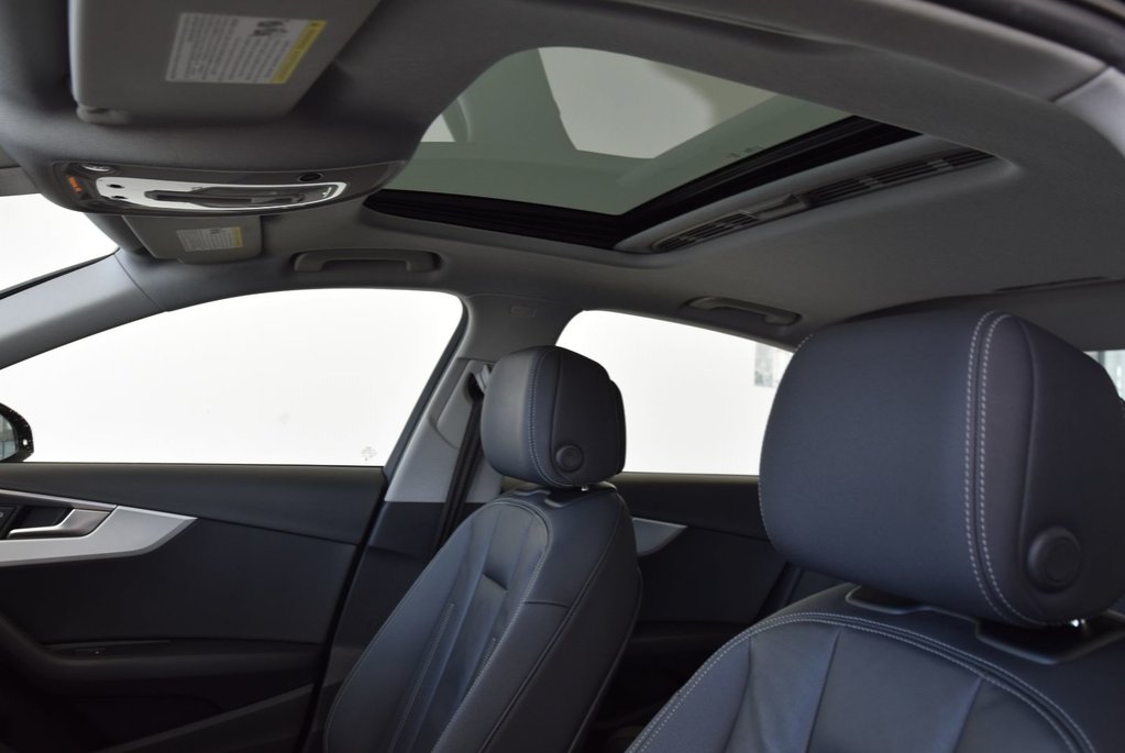 2023 Audi A4 CUIR+TOIT+AWD+CAMERA+ in Laval, Quebec - 8 - w1024h768px