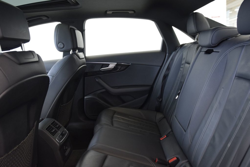 2023 Audi A4 VORSPRUNG+AWD+CUIR+TOIT in Laval, Quebec - 20 - w1024h768px